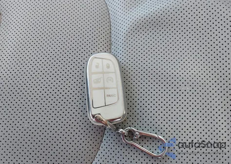 2019 Jeep Cherokee Limited 4X4 z USA, uszkodzony, nr VIN 1C4PJMDX8KD281566